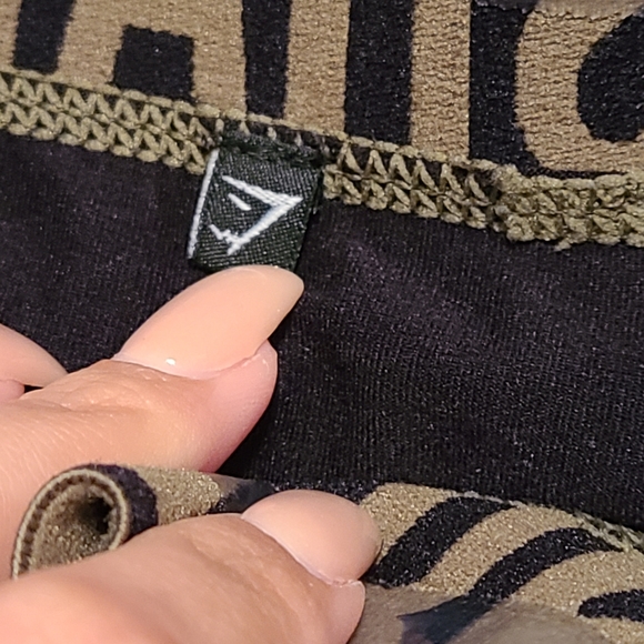 2 gymshark 🦈 leggings - Picture 4 of 6